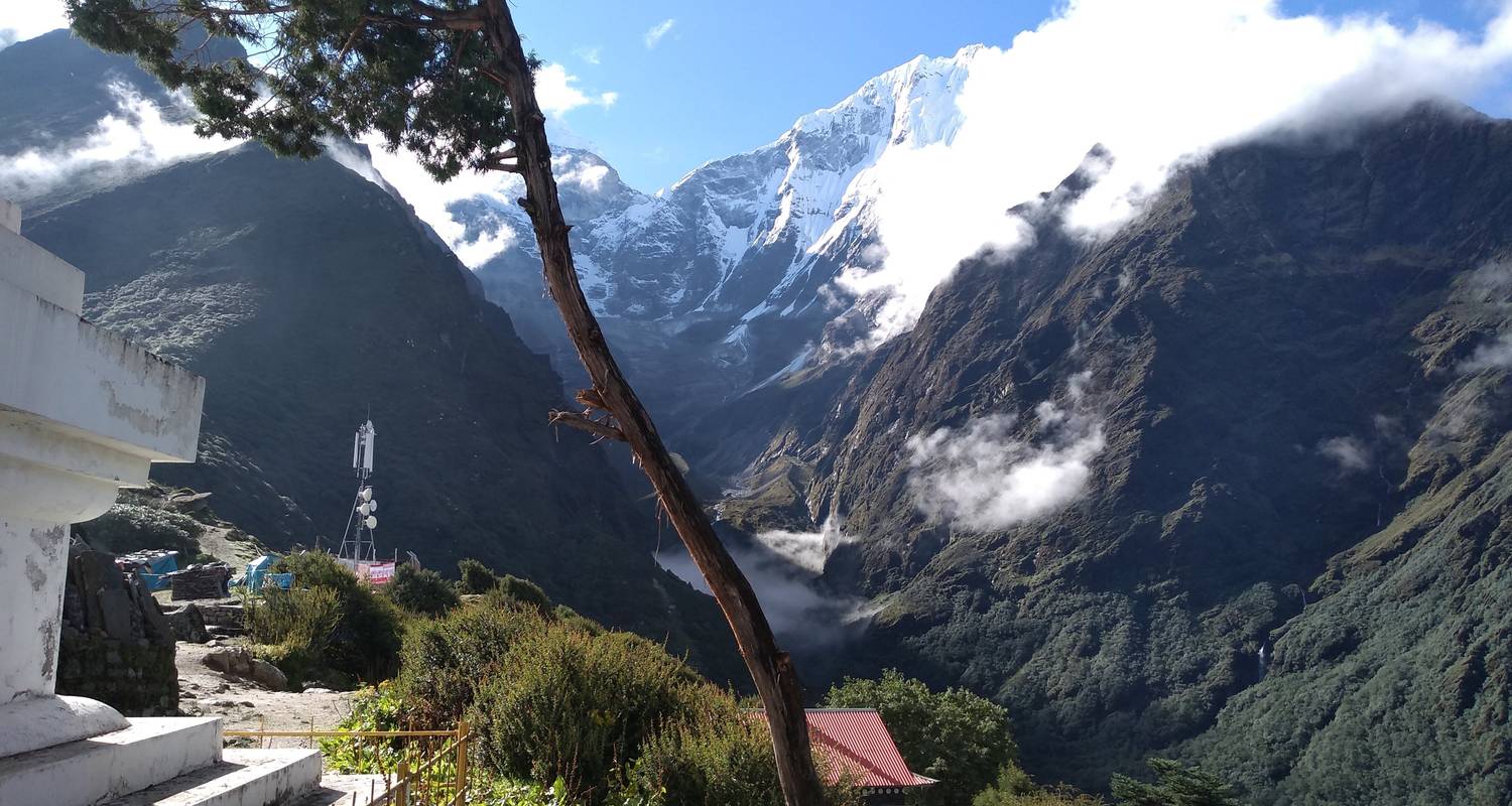 An Everest View Trek 9 Days